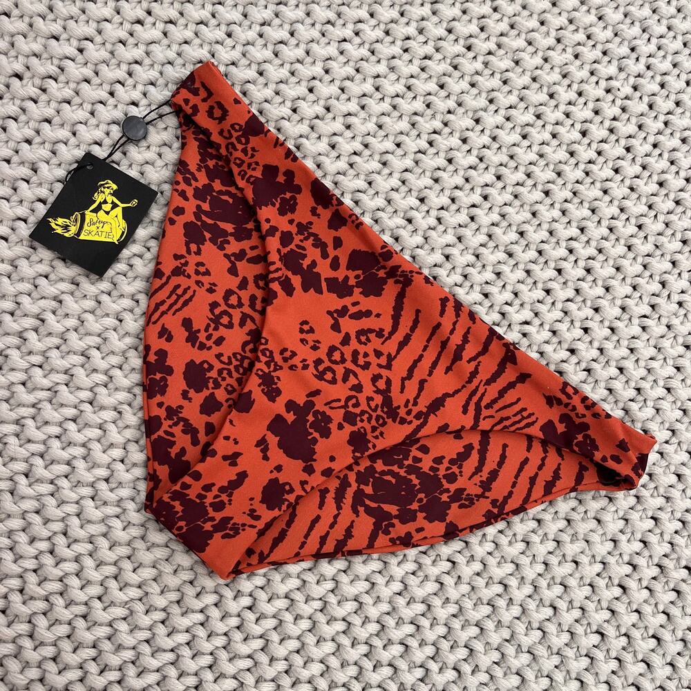 Skatie X Salty Blonde• ‘Cheryl’ Bottom in UTICA - Picture 3 of 14